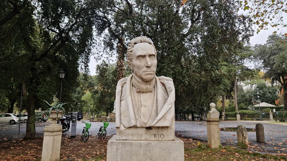 Bust of Angelo Brofferio in Pincio gardens
