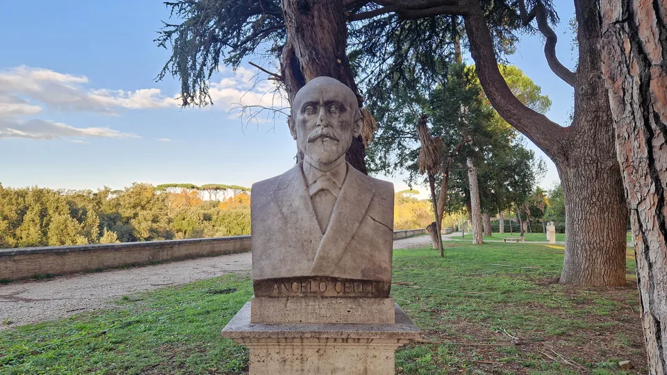 Bust of Angelo Celli in Pincio gardens