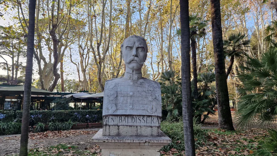 Bust of Antonio Baldissera in Pincio gardens