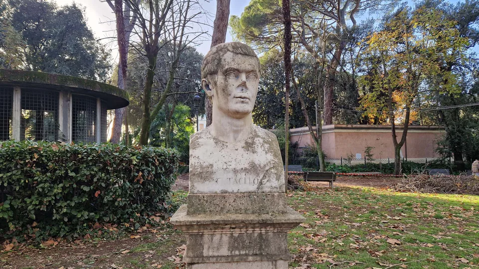 Bust of Bartolomeo Eustachio in Pincio gardens