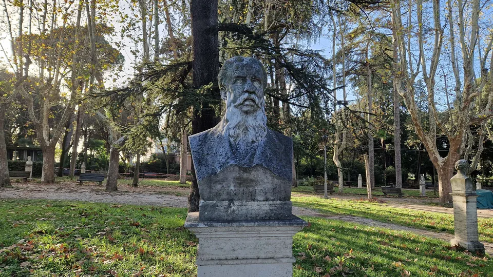 Bust of Emilio Visconti-Venosta in Pincio gardens
