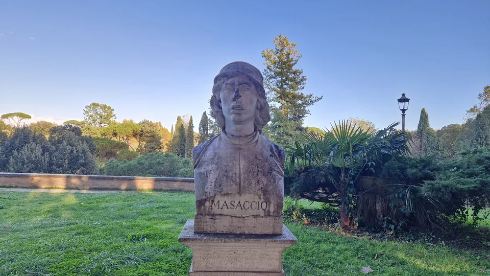 Bust of Masaccio in Pincio gardens