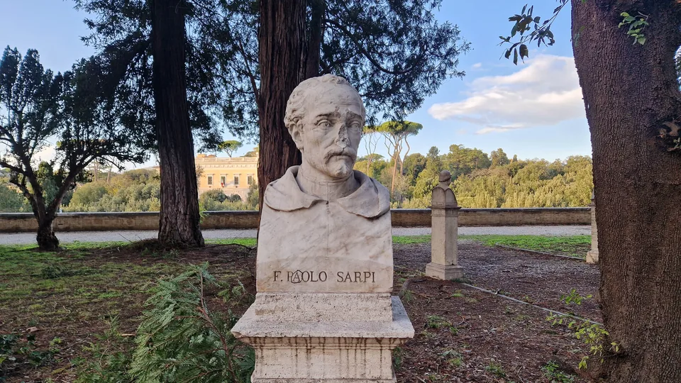 Bust of Paolo Sarpi in Pincio gardens