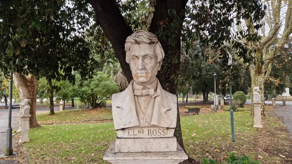 Bust of Pellegrino Rossi in Pincio gardens