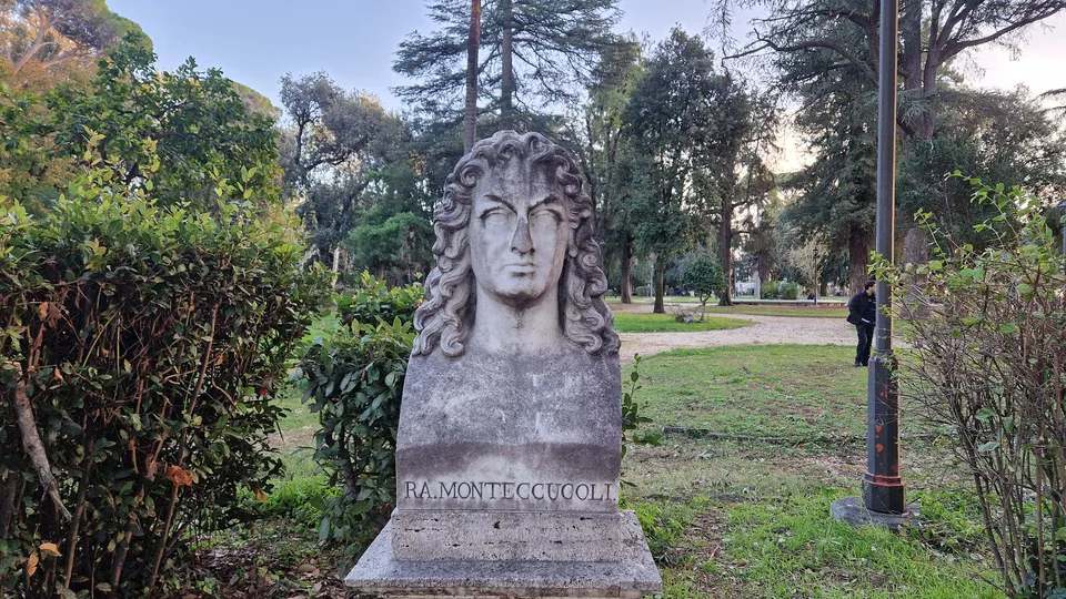 Bust of Raimondo Montecuccoli in Pincio gardens
