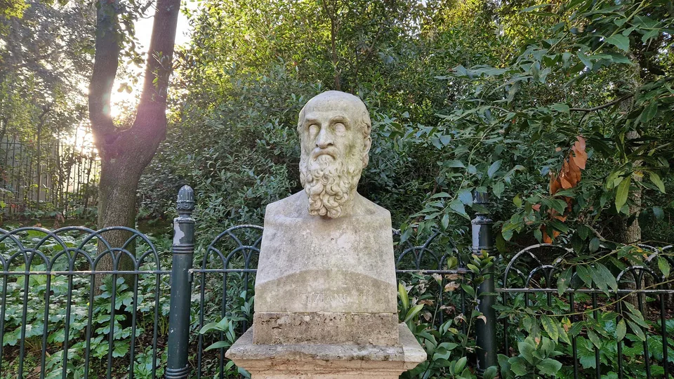Bust of Titian in Pincio gardens