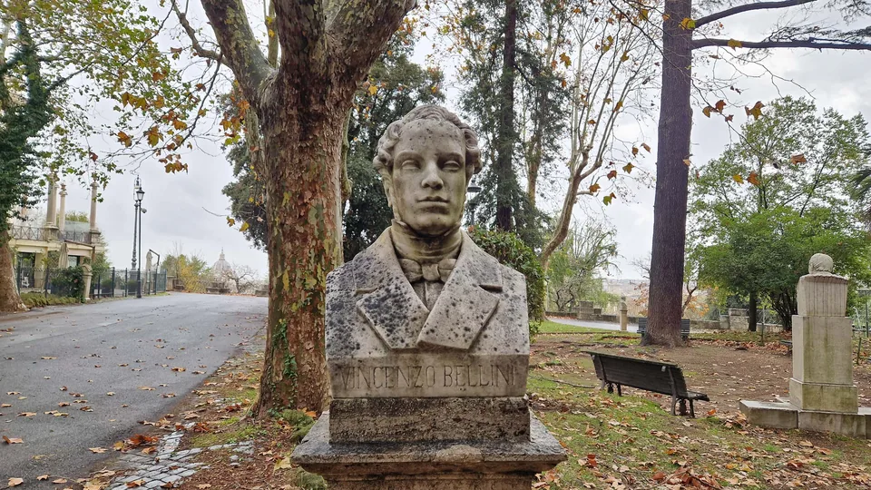 Bust of Vincenzo Bellini in Pincio gardens