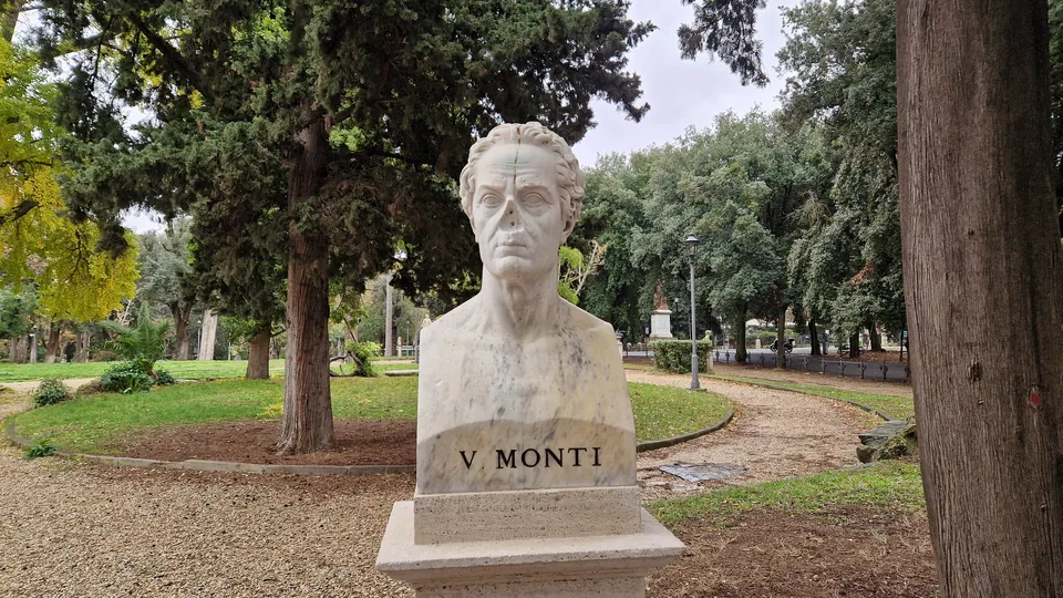 Bust of Vincenzo Monti in Pincio gardens